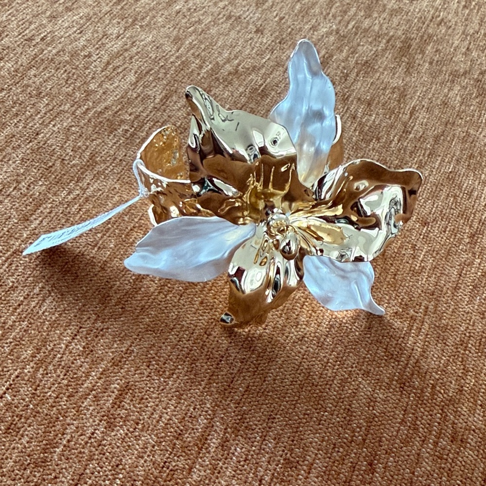 Natasha Accessories Two-Tone Open Flower Cuff Bracelet
